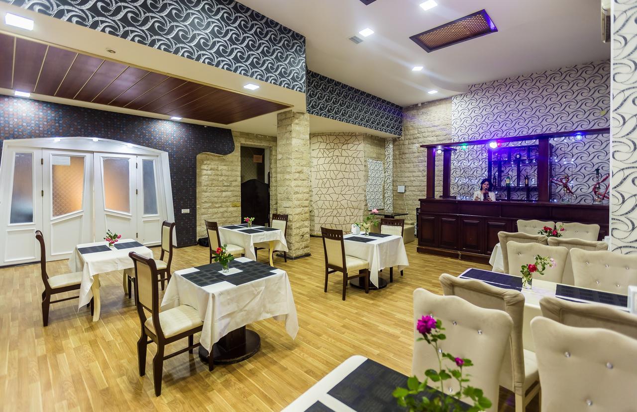 Vania Hotel Baku Exterior foto